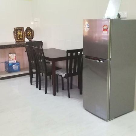 קואלה טרנגאנו Homestay Damai Yusmila מראה חיצוני תמונה