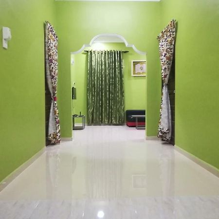 קואלה טרנגאנו Homestay Damai Yusmila מראה חיצוני תמונה