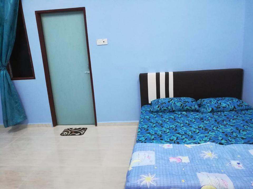 קואלה טרנגאנו Homestay Damai Yusmila מראה חיצוני תמונה