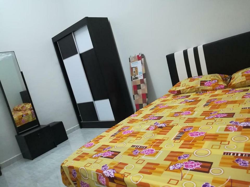 קואלה טרנגאנו Homestay Damai Yusmila מראה חיצוני תמונה