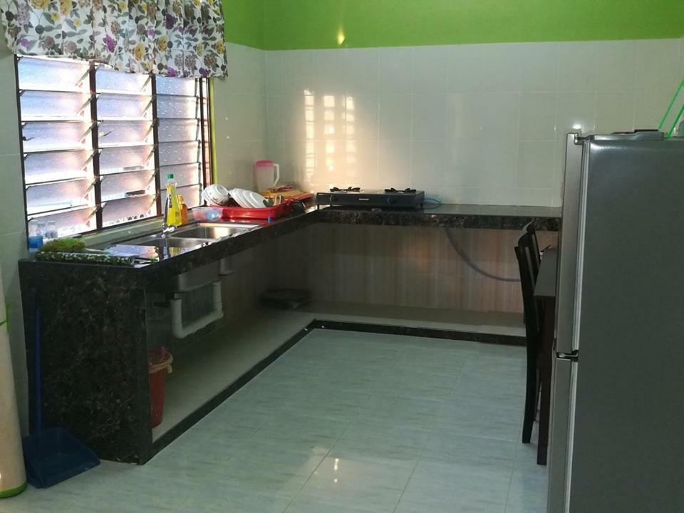 קואלה טרנגאנו Homestay Damai Yusmila מראה חיצוני תמונה