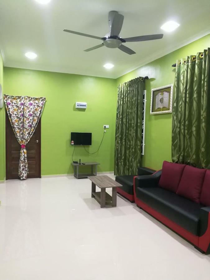 קואלה טרנגאנו Homestay Damai Yusmila מראה חיצוני תמונה
