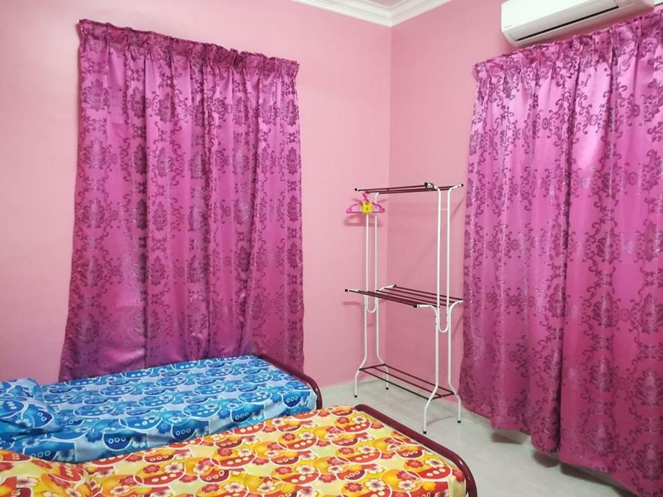 קואלה טרנגאנו Homestay Damai Yusmila מראה חיצוני תמונה